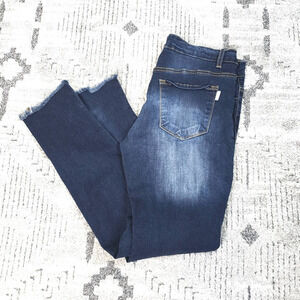 Nature women's Distressed Skinny Jeans size 13/30